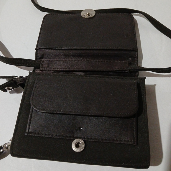 NWOT Gloria Vanderbilt Dark Brown Wristlet - Picture 11 of 12